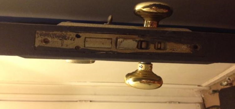Old Mortise Lock Replacement in Strathcona Gardens